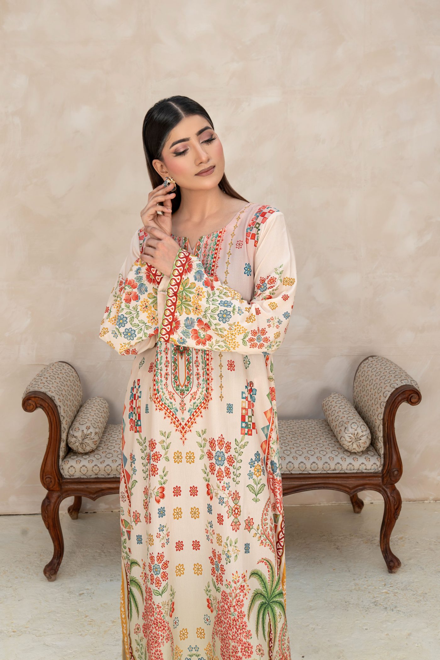 The Rosé Kaftan, view 2